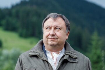 “Україна ніколи не була імперською. Але була оточена ними” – Княжицький