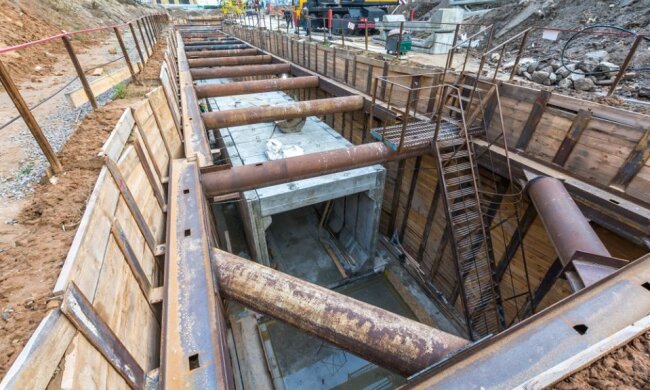 Скандал навколо метро на Виноградар: забудовник поклав бюджетні кошти на депозит