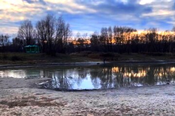 В наступному році почнуть рятувати озеро Синє на Виноградарі