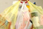 Щороку українці продукують 20 мільярдів поліетиленових пакетів. Експерт розповів про загрозу засмічення під час війни
