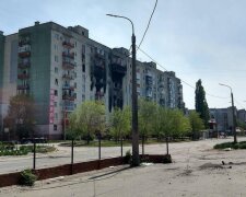 Частина українських сил продовжує бої у Сєвєродонецьку, решта відійшли до Лисичанська – ОВА
