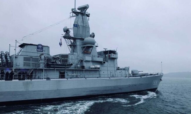 НАТО провокує в Україні розкол: МЗС Росії