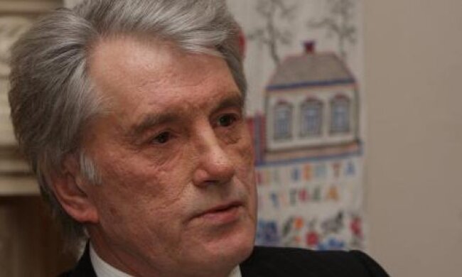 Ющенко написав заяву на “регіонала”, який кликав Путіна в Україну