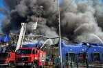 ДСНС показали кадри після ліквідації масштабної пожежі після обстрілу "Епіцентру" цього тижня