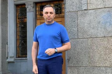 Портнова допитали у справі Майдану