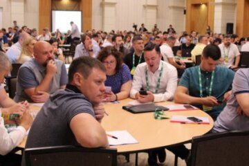 Кравчук дав майбутнім нардепам хитромудру пораду
