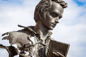 Кобзар єднає: Київ святкує 212-річчя Тараса Шевченка масштабними подіями