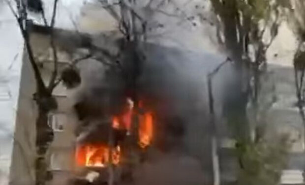 В Києві є жертва внаслідок влучання ракети ворога в житловий будинок