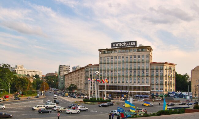 Стартова ціна 10 млн: готель Дніпро виставлять на аукціон