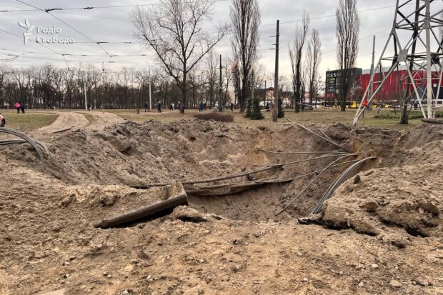 У Дніпровському районі столиці внаслідок ракетної атаки без опалення перебувають 355 будинків