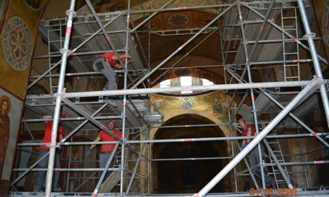 Як реставрують Софійський собор у Києві (фото)