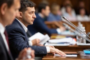 Зеленський розставив керівників в областях