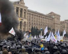 В ході зіткнень на Майдані є постраждалі з обох сторін (відео)