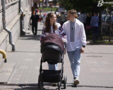 Символ єдності та духовної сили: у столиці масштабно відзначають ювілейний Всесвітній день вишиванки