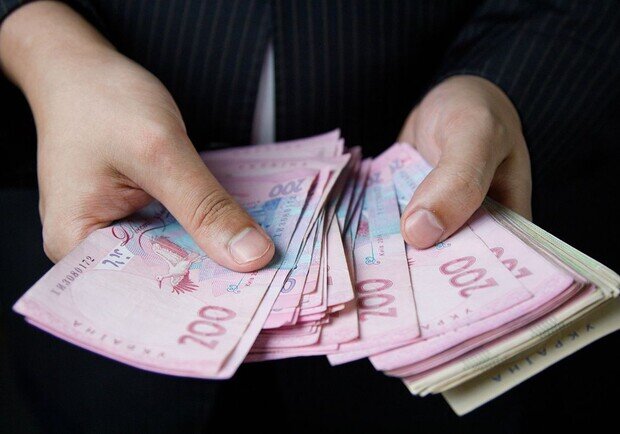 Денис Шмигаль підтвердив підвищення мінімальної зарплати з Нового Року