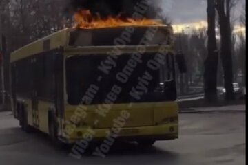 Відео з палаючим автобусом – фейк: Київпастранс