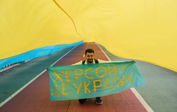 Херсон повертається під контроль України, в місто заходять ЗСУ, – ГУР