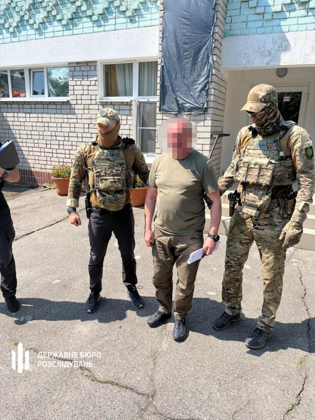 Столичний суд арештував воєнкома, якого викрили на організації схем збагачення "бойовими" преміями за відсутності на "нулі"