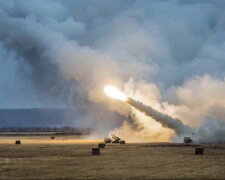 Снаряди для HIMARS і 155-мм артилерії: у США розповіли про новий пакет допомоги Україні