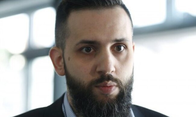 Головний митник закликав здавати корупціонерів йому у Facebook