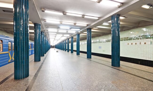 Затримали чернівчанина, якій вчора «замінував» метро Нивки