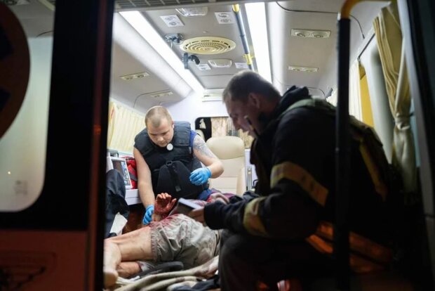 Зросла кількість постраждалих через нічну атаку на Київ та область