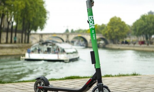 Киянам хочуть здавати в оренду електросамокати