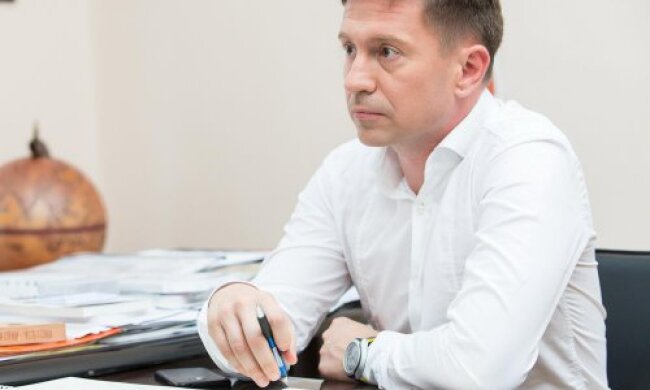 Партії “капітуляції” намагаються формувати політичний порядок денний – Данилюк