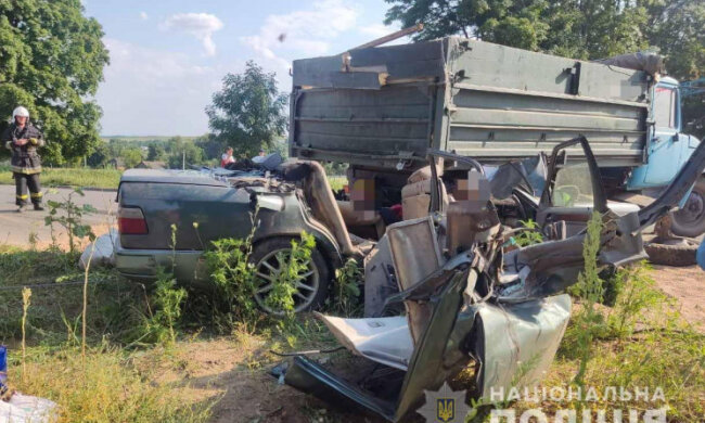Загинули киянин із 15-річним сином: У поліції розповіли деталі смертельної ДТП на Вінниччині