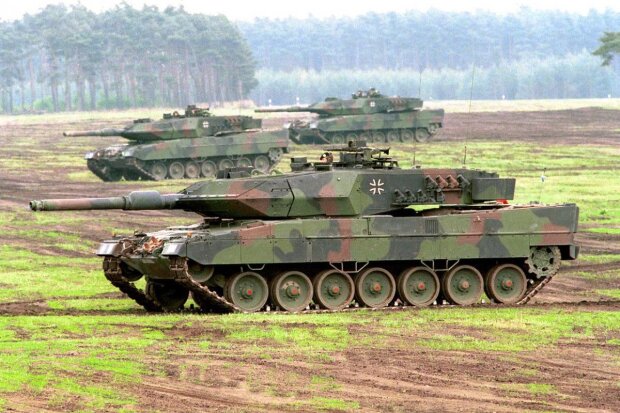 Іспанія вирішила передати Україні 40 старих танків Leopard 2, але ФРН зірвала угоду – Spiegel