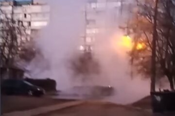Не тільки Либідська: менш ніж за 12 годин в столиці прорвало ще три теплотраси (відео)