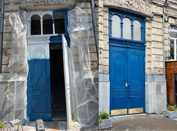 Активісти відреставрували історичні двері будинку, які планував відновити загиблий екскурсовод і активіст Сергій Миронов