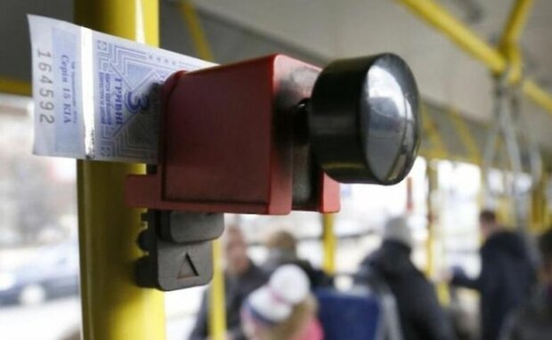 У Києві скасували паперові талони в транспорті. Як оплачувати проїзд