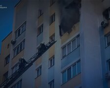 У Софіївській Борщагівці в квартирі багатоповерхівки вибух зарядної станції спричинив пожежу