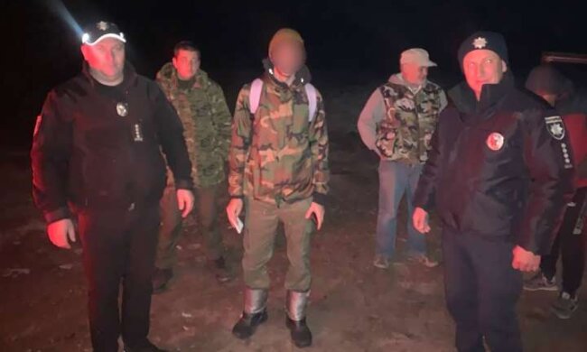 Під Києвом молодик пішов у ліс по оленячі роги та заблукав