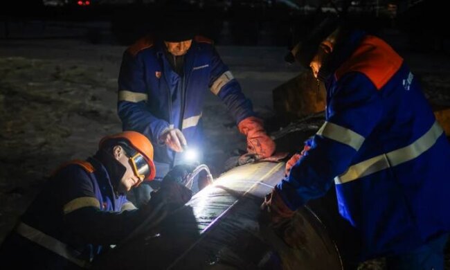 Обшуки СБУ в «Київтеплоенерго» блокують ремонт тепломереж після обстрілів