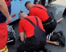 Болісна спека і ніякого кондиціонера: у Києві водій тролейбуса помер прямо за кермом