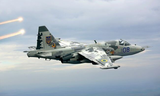 Авіація ЗСУ завдала 10 групових ударів по окупантах: яких втрат зазнали росіяни