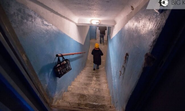 Школи готують підвали і тири для укриття дітей. Батьків просять купити води