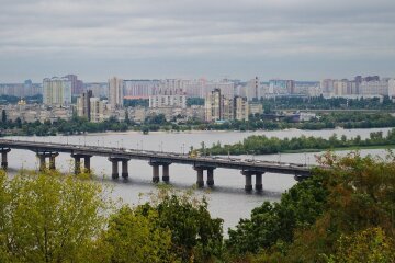 Київ повернувся до списку мегаполісів із найбруднішим у світі повітрям