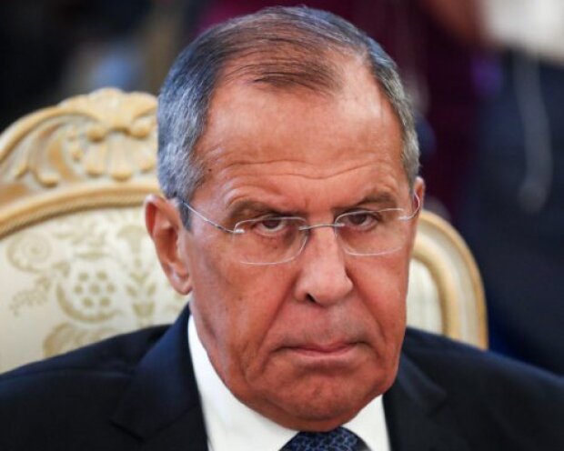В МЗС Росії висловилися щодо небажання Зеленського вести перемовини з “бойовиками”
