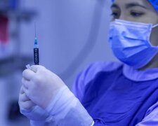 Вакцинація українців почнеться в найближчі тижні