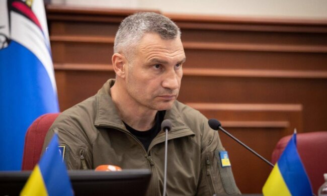 Стан поранених у Голосієві: вісім людей під наглядом лікарів