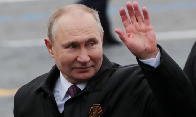 “РФ – на межі завершення історії”: у Росії зажадали відставки Путіна