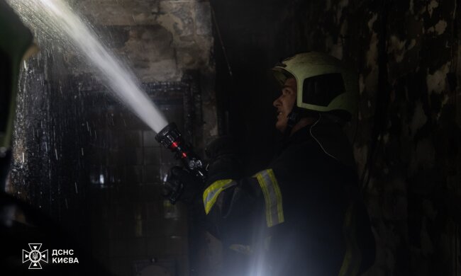 У багатоповерхівці Шевченківського району відбулась пожежа в квартирі — горів бойлер, є постраждалі