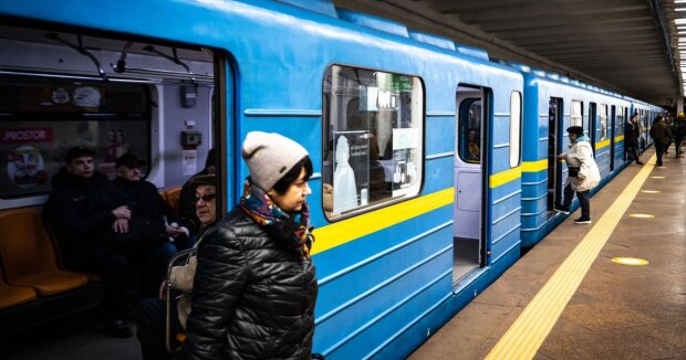 У Києві між станціями метро "Деміївська" і "Теремки" планують запустити човниковий рух