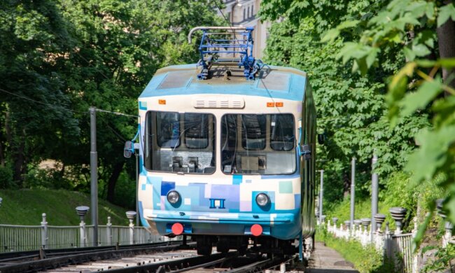 У Києві відновлює роботу фунікулер після щорічного планового ремонту