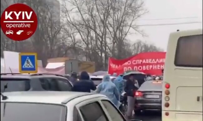 Помітингували та розійшлись: чому перекривали Одеську трасу