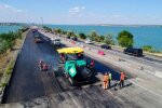 Всі прямують до моря: на трасі Київ-Одеса утворився величезний затор