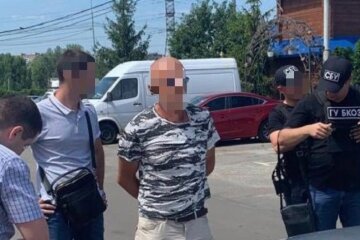 В Києві затримали чоловіка, який продавав місця на кладовищі за 10 тис доларів